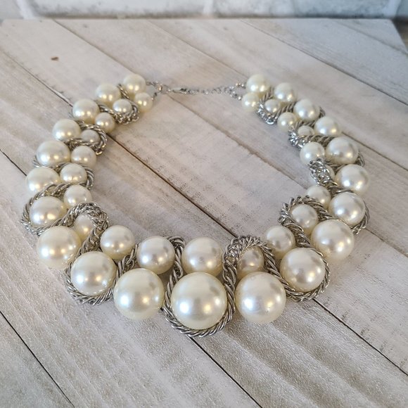 Vintage Statement Collar Necklace Graduated Faux Pearls Silver Chain Weave - Picture 2 of 12